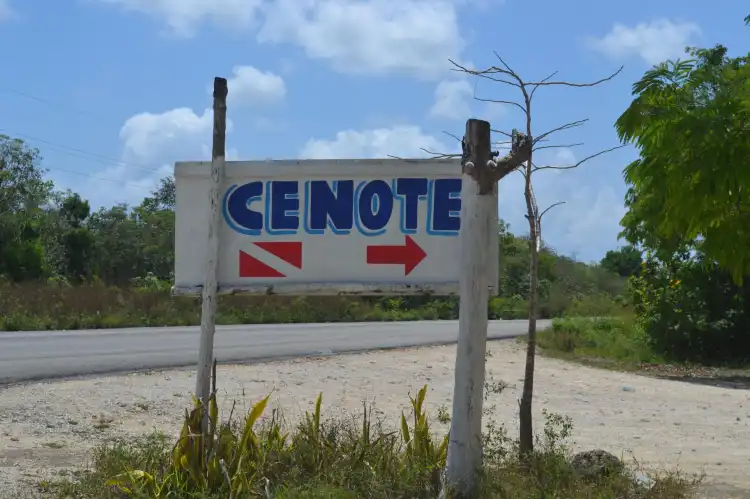 Hotels near Cenote Carwash