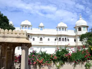 Fateh Prakash Palace - Government Museum