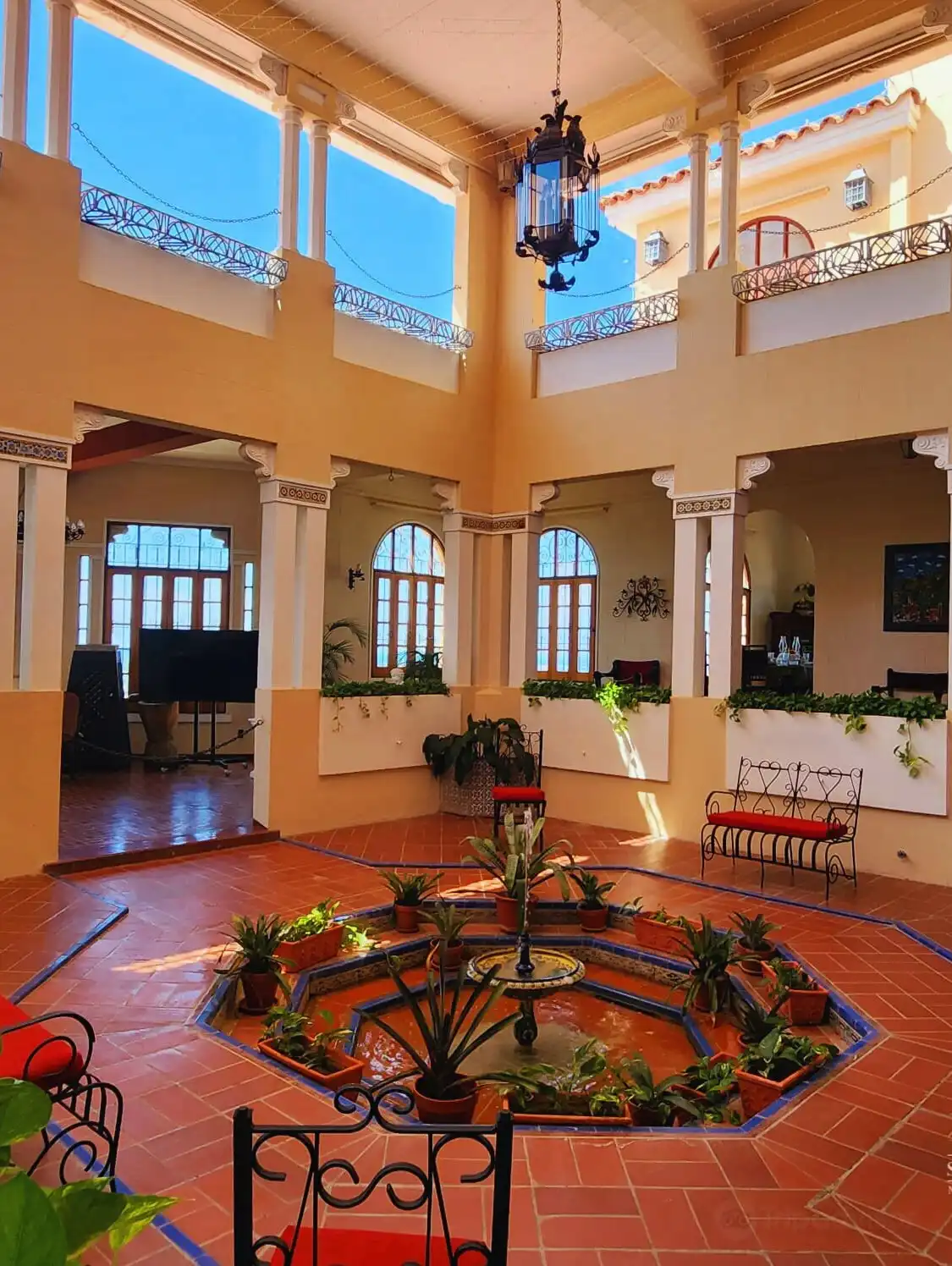 Hotels near El Museo Castillo Serralles