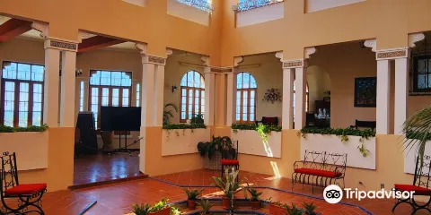 賽若拉斯城堡博物館