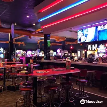 Dave & Buster's - Arcade