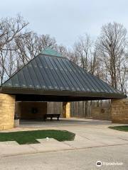 Abraham Lincoln National Cemetery