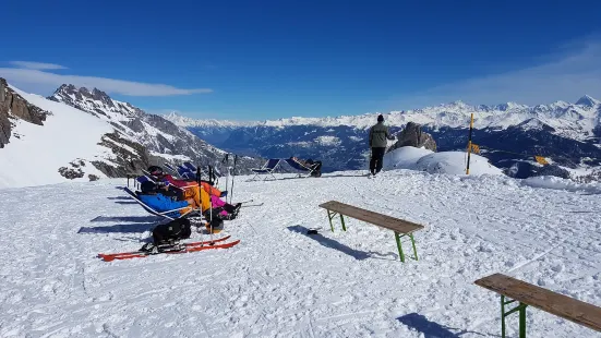Ovronnaz Ski and Snow
