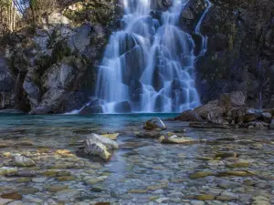 Crosis waterfall