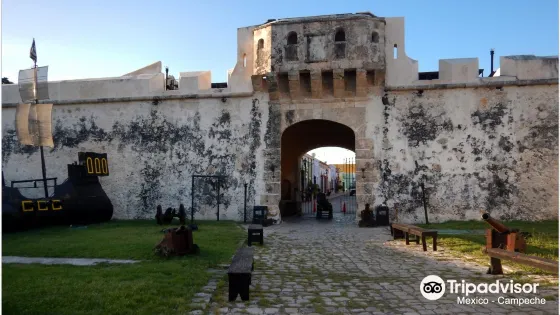Sea Gate （Puerta del Mar）
