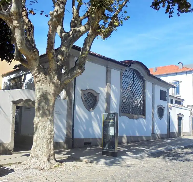 Hotels near Casa Oficina Antonio Carneiro