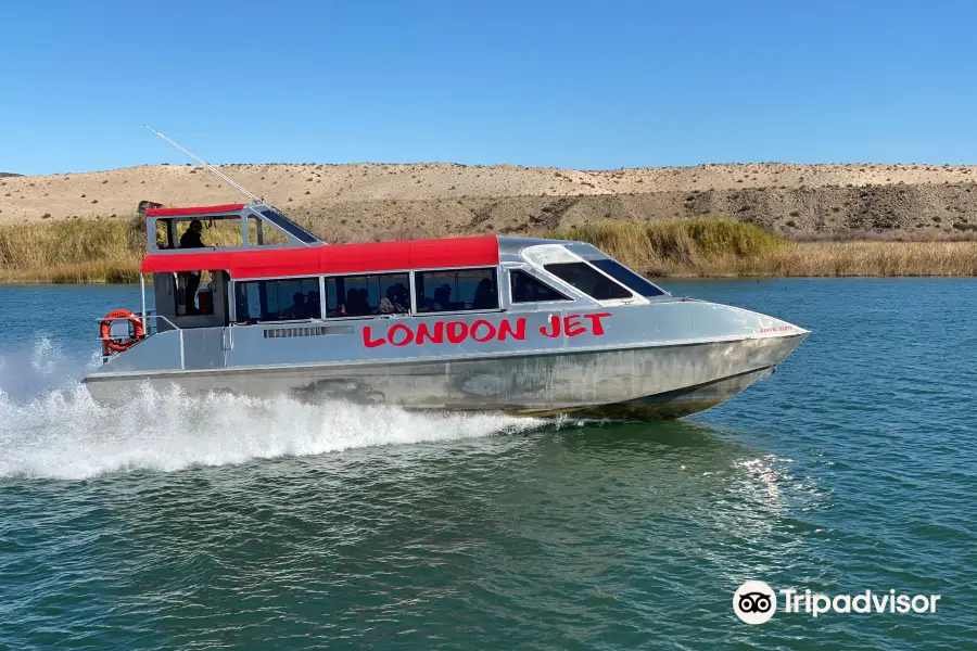 London Bridge Jet Boat Tours