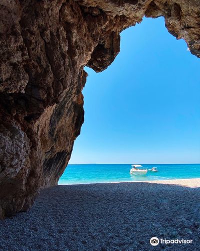 Himara Sea Escapes