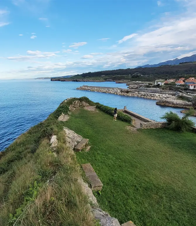 Llanes
