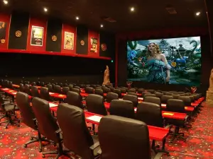 Hollywood Palms Cinema