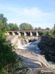 Hog's Back Falls