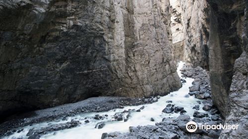 OUTDOOR - Glacier Canyon Grindelwald