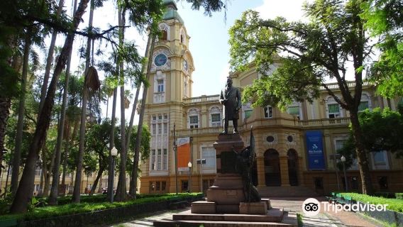 Customs Square