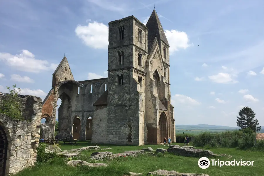 Zsámbék Premontre monastery church ruin