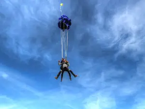 Demenciel Parachutisme