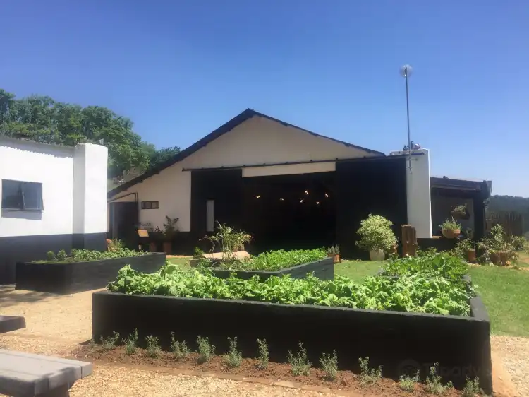 Hotels near Blueberry Heights Farm
