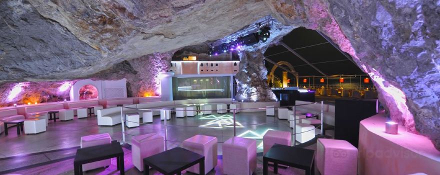 Africana Famous Club