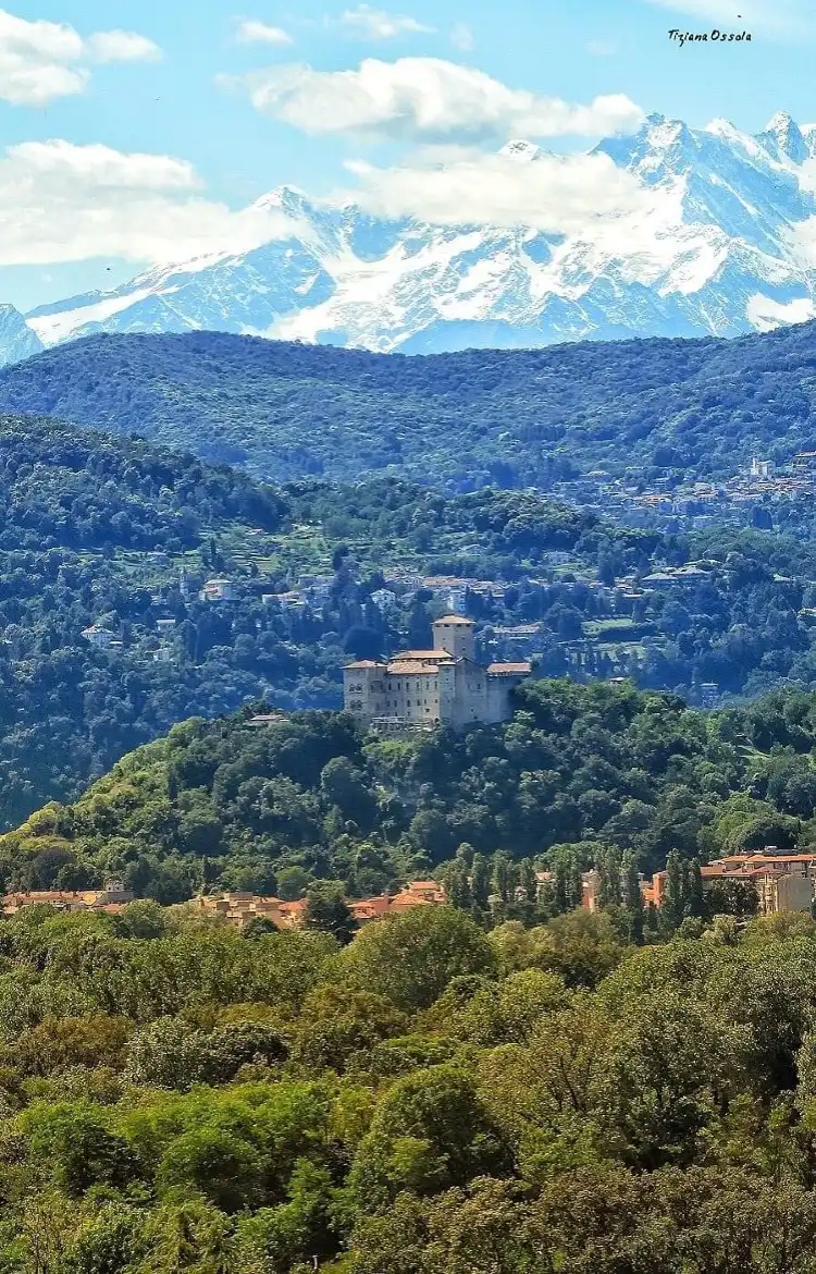 Hotel di Taino