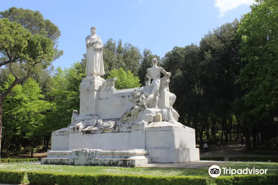 the Medici Fortress Park