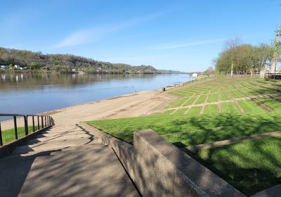 Harris Riverfront Park