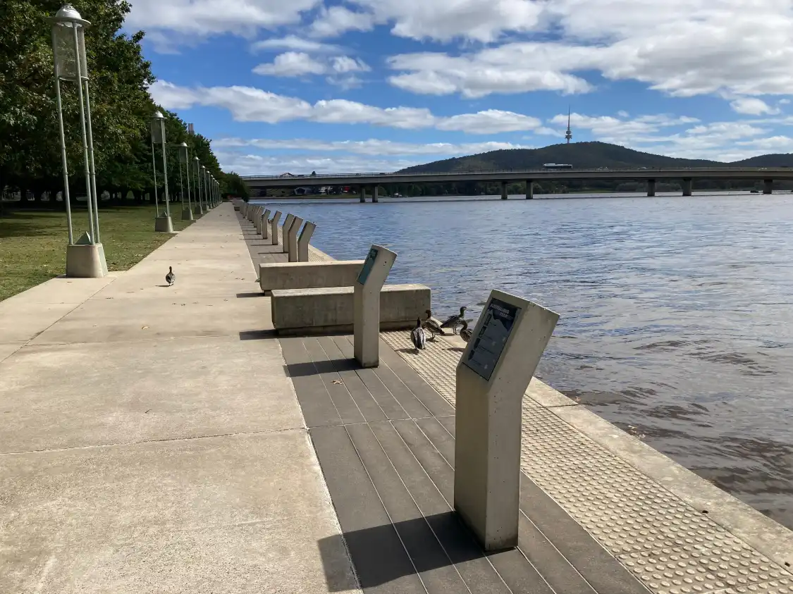 Hotels near Australians of the Year Walk