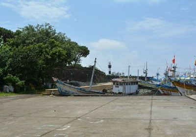 Moti Daman Jetty Garden