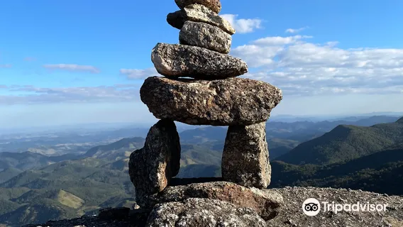 Entrada da Trilha da Pedra Redonda