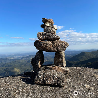 Entrada da Trilha da Pedra Redonda