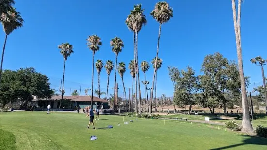 Lake Forest Golf and Practice Center