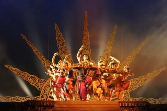 Sutra Dance Theatre周辺のホテル