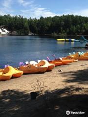 High Falls Bay Cottages, Camping & Waterpark