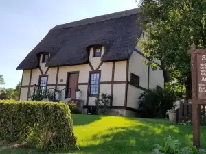 Shakespeare Garden & Anne Hathaway Cottage