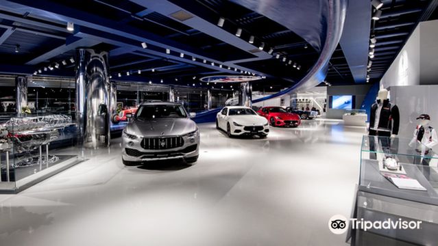Modena Maserati Ian Showroom