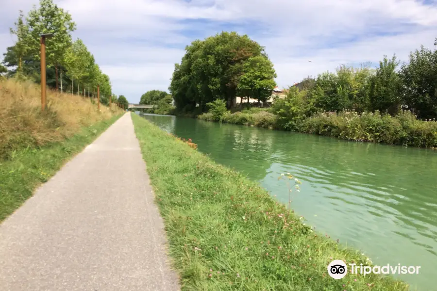 Canal de l'Aisne a la Marne