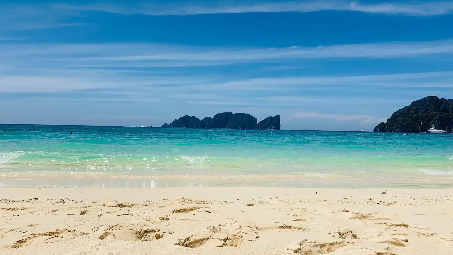 Hotels near Long Beach