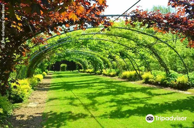 Gardens Sericourt