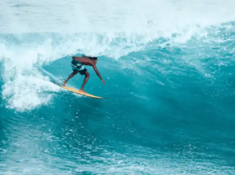 Lucky's Surf School