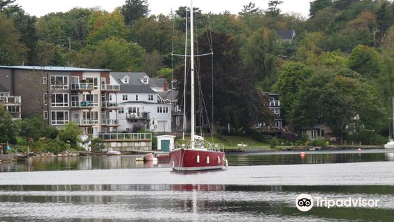 Horseshoe Island Park