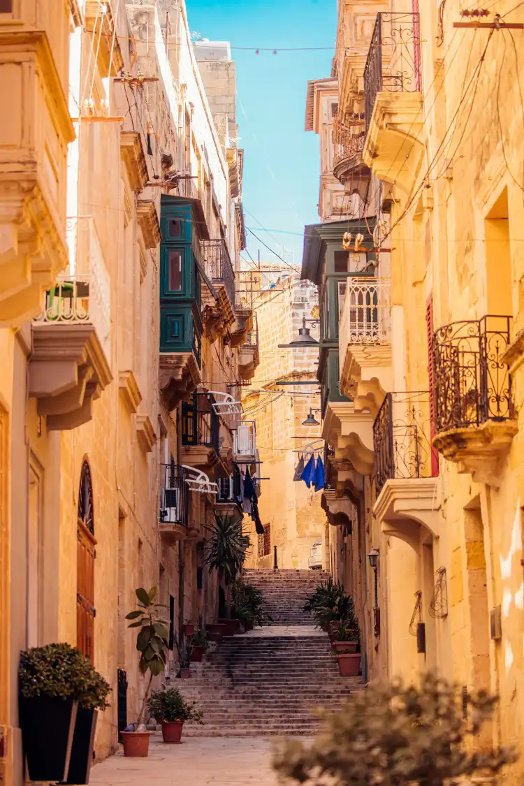 Hotels near Three Cities