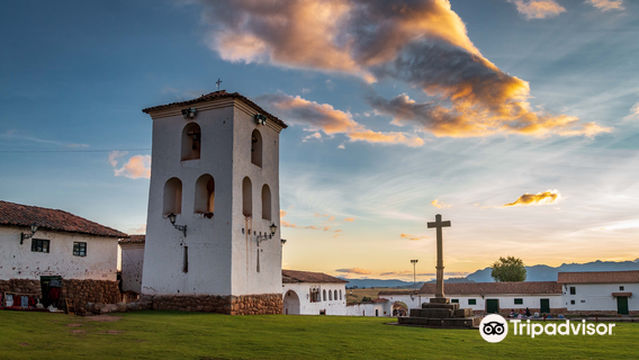 Iglesia Colonial de Chinchero