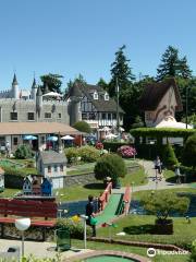 Paradise Mini Golf and Fun Park