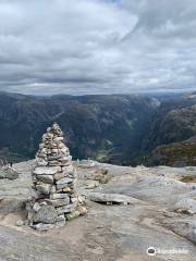 Tide Reiser Kjerag