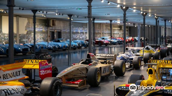 National Automobile Museum