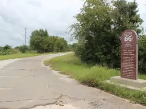 Route 66 Ribbon Road/Sidewalk Highway Landmark