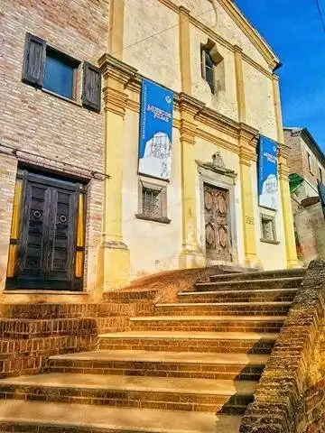Hotels in Montemaggiore al Metauro