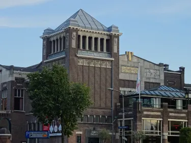 Concertgebouw De Vereniging Hotele w: Nijmegen