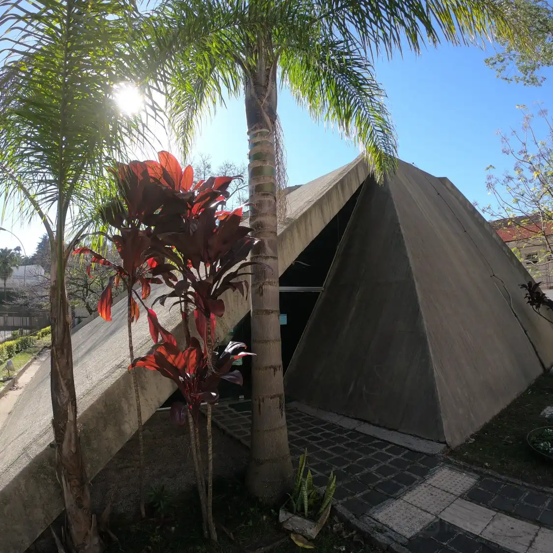 Hotel in zona Astronomical Observatory and Planetarium of Parana State College