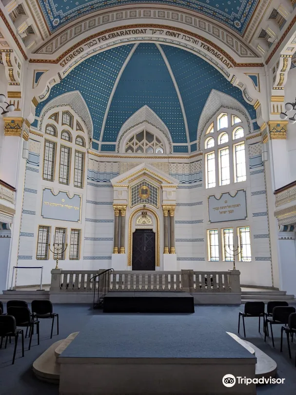 5_Holocaust Memorial Center