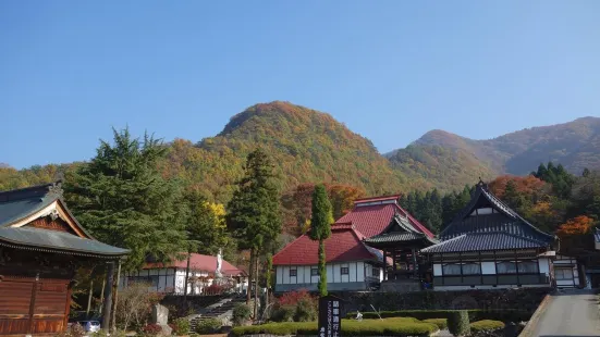 巖松院