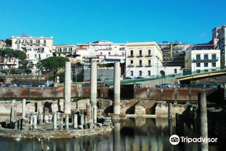 Macellum (Temple of Serapis)